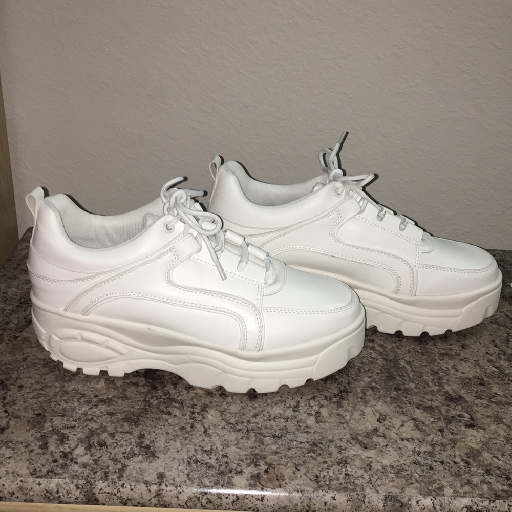 White Madden Girl Shoes